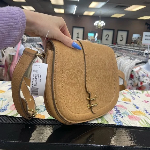 Banana Republic Camel Crossbody Bag - Picture 5 of 5